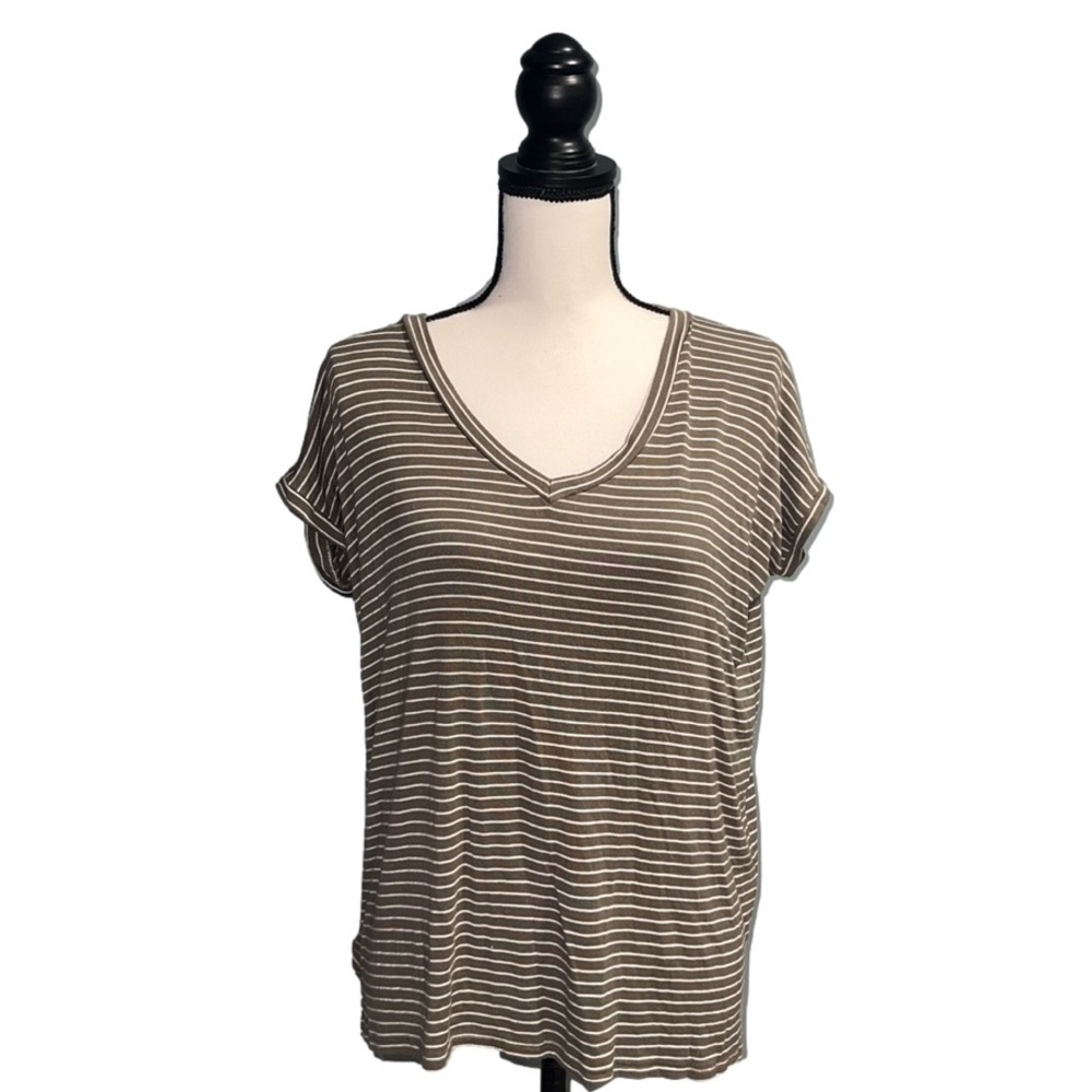 Wasabi + mint- striped v- neck tee